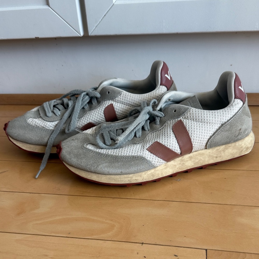 Veja White and Tan Sneakers with Red Accents